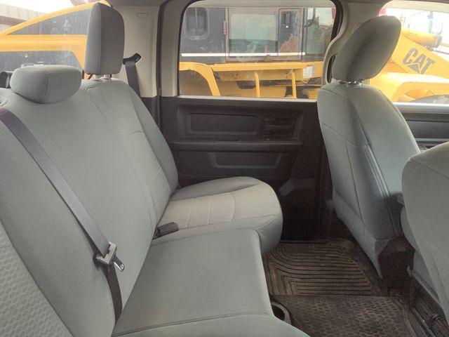 2015 RAM 1500 photo 4 of 7