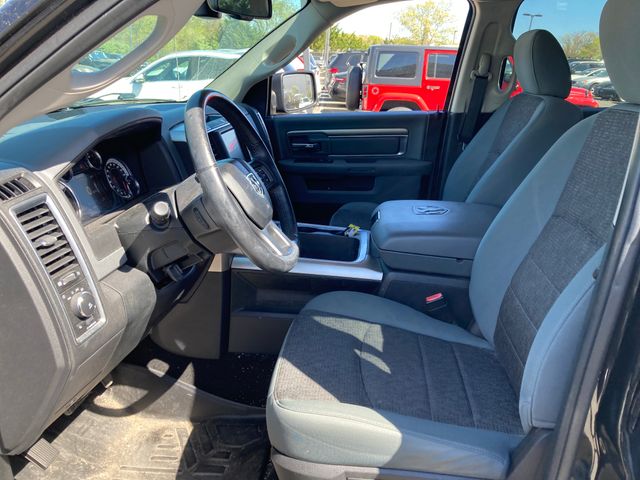 2017 RAM 1500 photo 15 of 17