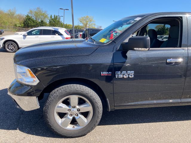 2017 RAM 1500 photo 2 of 17
