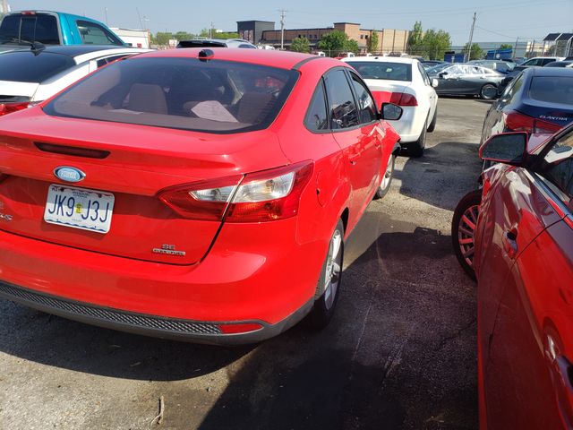 2014 FORD Focus photo 5 of 8