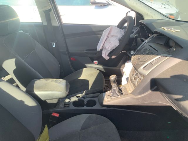 2014 FORD Focus photo 3 of 6
