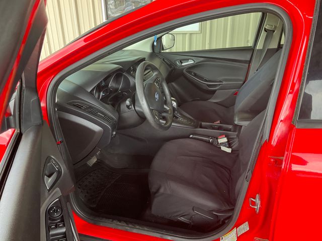 2016 FORD Focus photo 8 of 11