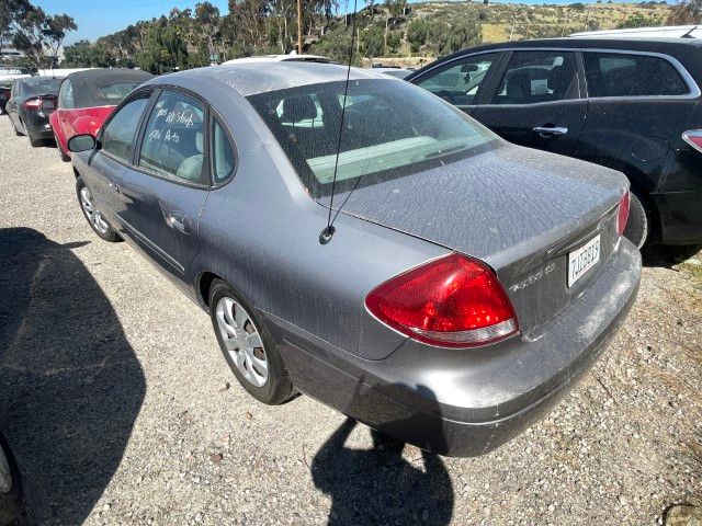 2006 Ford Taurus photo 2 of 5