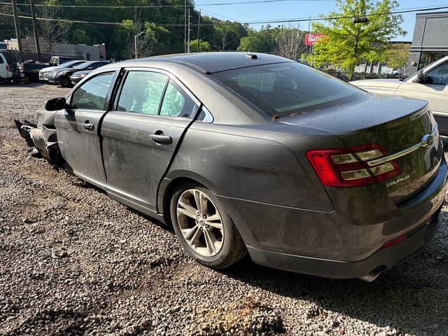 2017 FORD Taurus photo 2 of 4