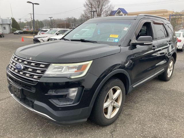 2016 FORD Explorer photo 1 of 18