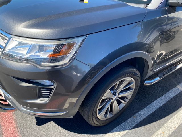 2018 Ford Explorer photo 5 of 23