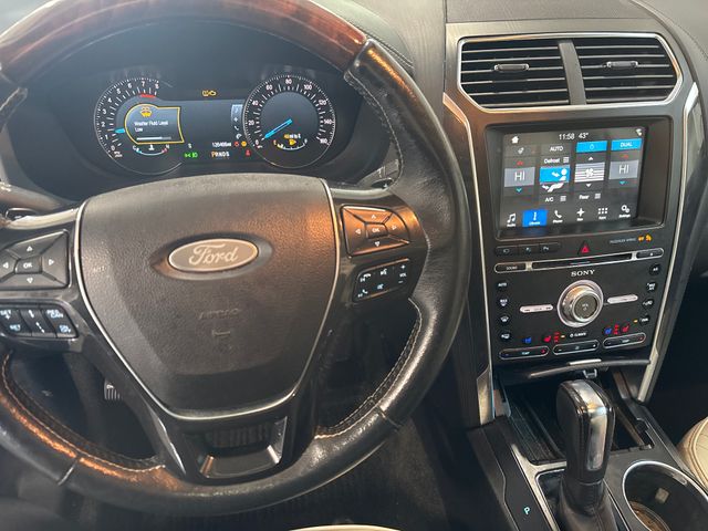 2017 FORD Explorer photo 8 of 8