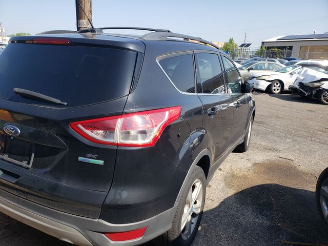 2013 FORD Escape photo 4 of 8