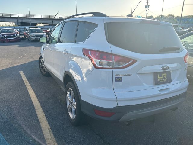2016 FORD Escape photo 4 of 4