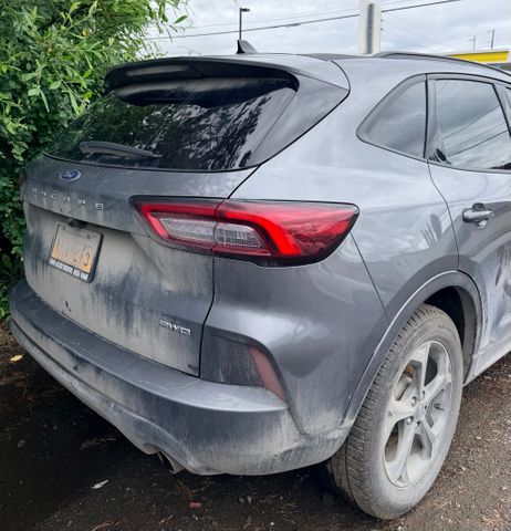 2023 FORD Escape VEHICLE STARTS AND DRIVES photo 4 of 4