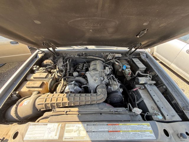 1996 FORD Explorer photo 10 of 10