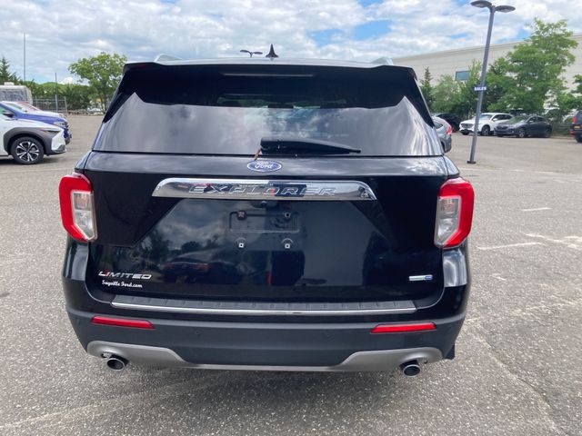 2020 Ford Explorer photo 3 of 14