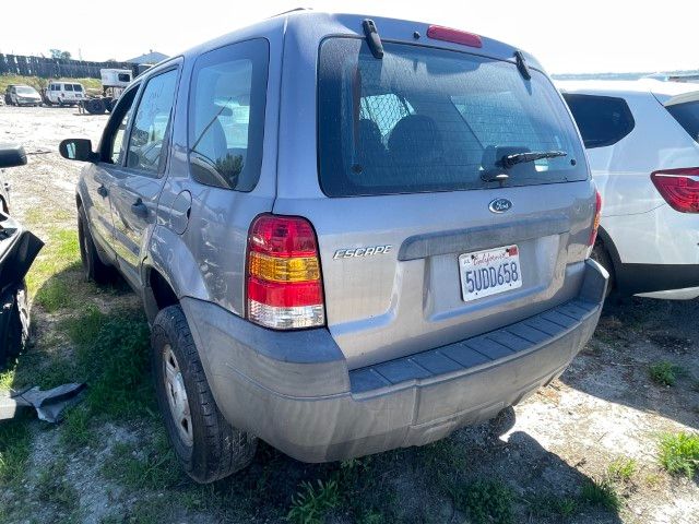 2007 Ford Escape photo 2 of 5