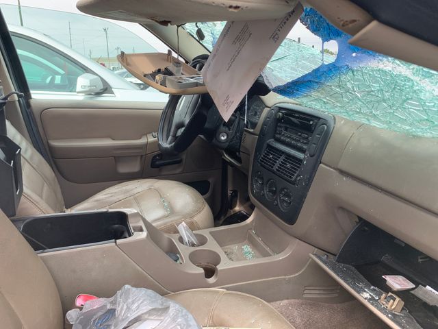 2002 FORD Explorer photo 3 of 4