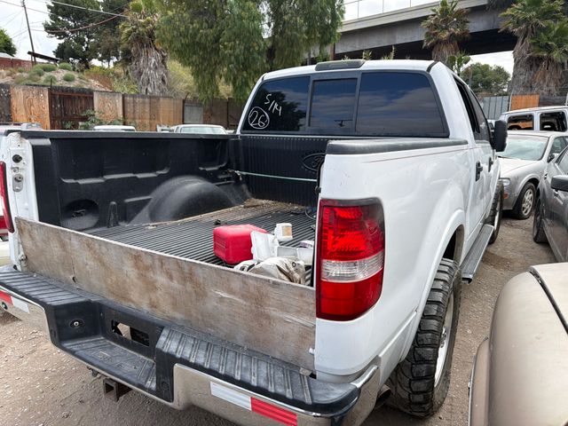 2004 Ford F-150 photo 3 of 5