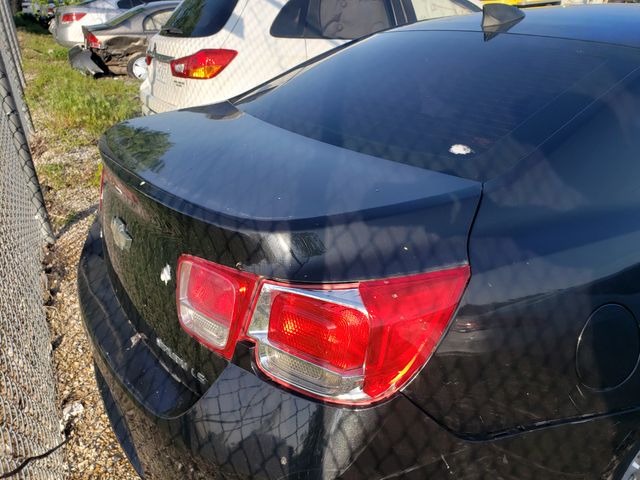 2015 CHEVROLET Malibu photo 5 of 9