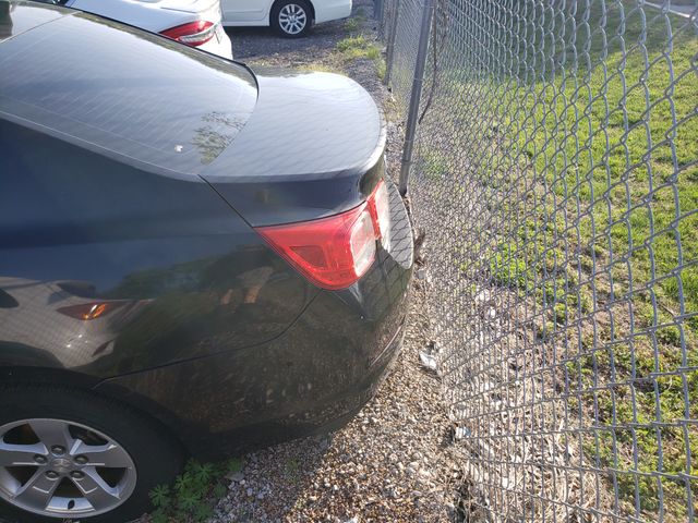 2015 CHEVROLET Malibu photo 6 of 9