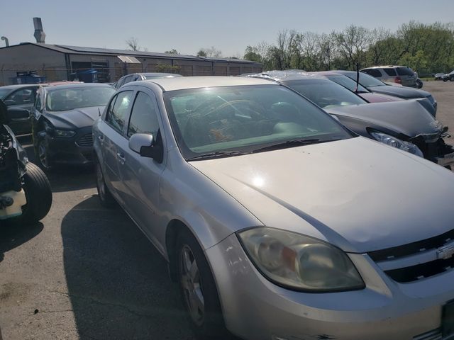 2010 CHEVROLET Cobalt photo 3 of 8