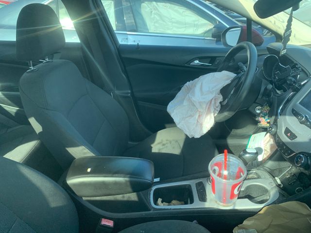 2017 CHEVROLET Cruze photo 3 of 7