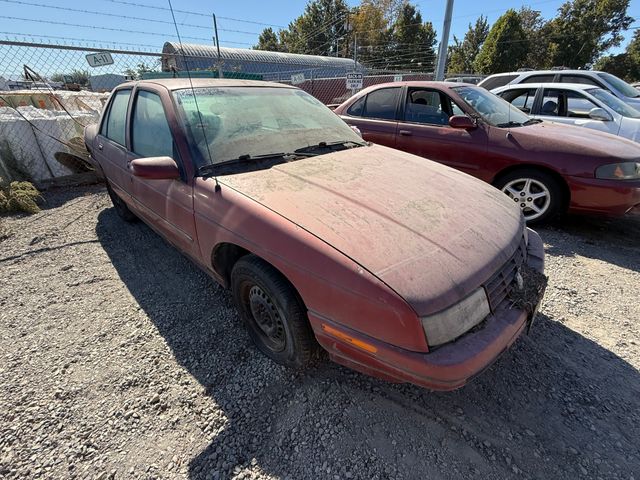 1996 CHEVROLET Corsica photo 5 of 13