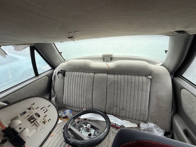 1996 CHEVROLET Corsica photo 12 of 13