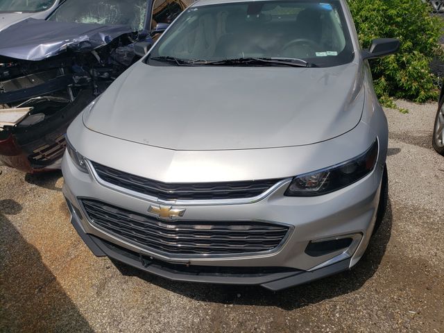 2017 CHEVROLET Malibu photo 2 of 11