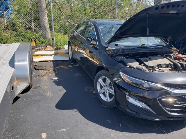 2022 CHEVROLET Malibu photo 2 of 10
