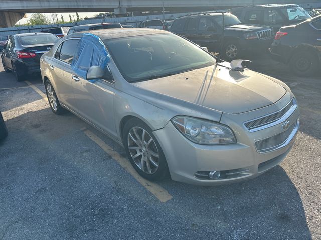 2010 CHEVROLET Malibu photo 2 of 4