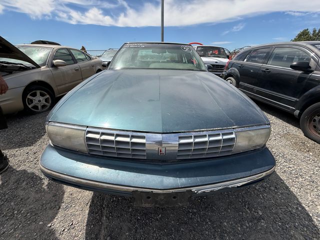 1993 OLDSMOBILE Ninety Eight (98) photo 2 of 10