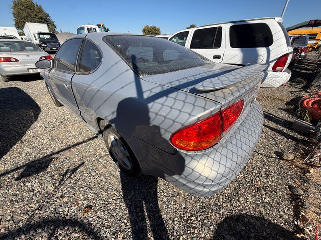 2000 OLDSMOBILE Alero photo 2 of 11