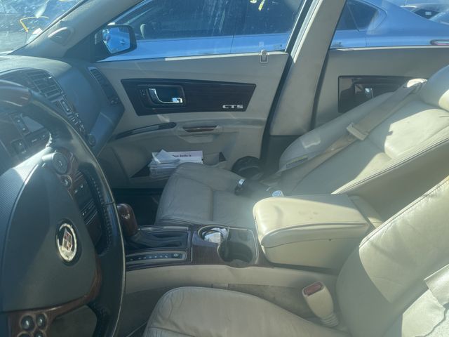 2004 Cadillac CTS photo 3 of 6