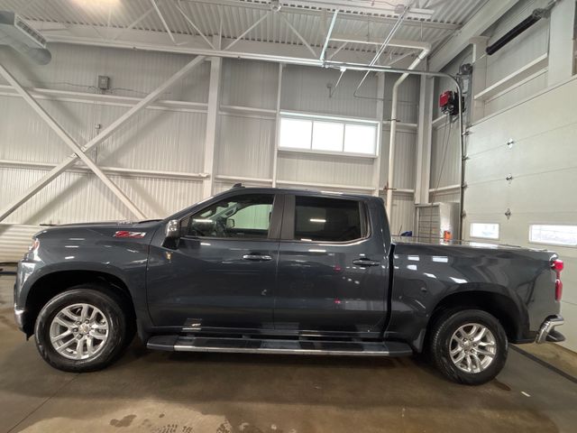 2021 Chevrolet Silverado 1500 photo 2 of 8