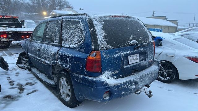 2005 GMC Envoy photo 5 of 7