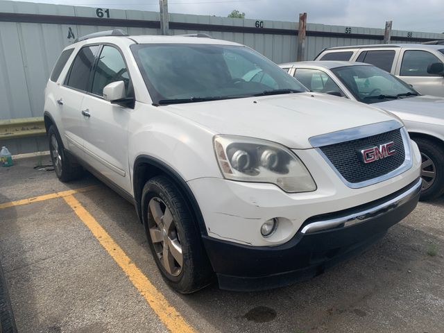2011 GMC Acadia photo 2 of 6