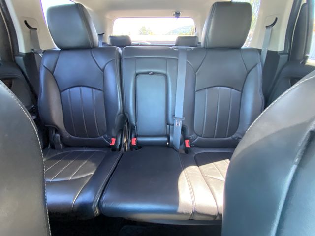 2014 GMC Acadia photo 18 of 23