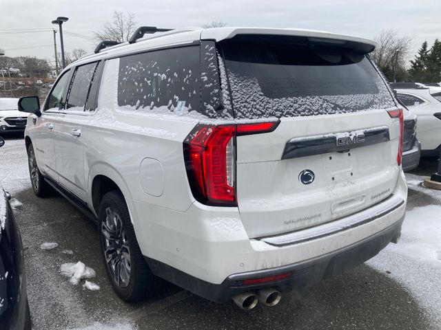 2023 GMC Yukon XL photo 2 of 12