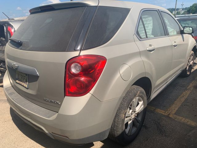 2013 CHEVROLET Equinox photo 3 of 4