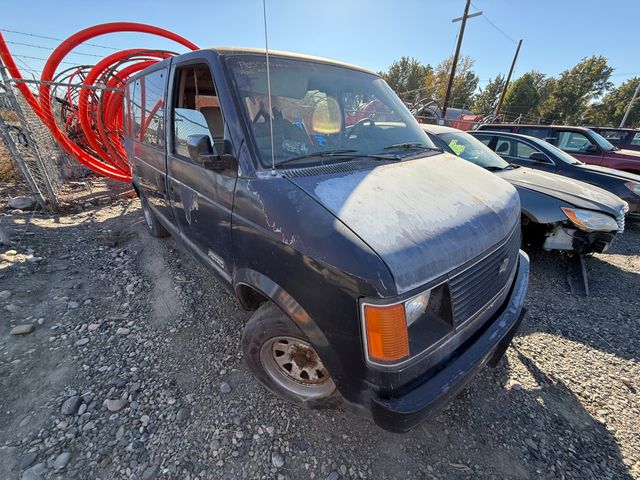 1987 CHEVROLET Astro Van photo 5 of 12
