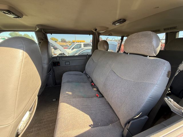 2004 CHEVROLET Astro Van photo 11 of 14