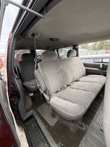 2004 CHEVROLET Astro Van photo 13 of 14