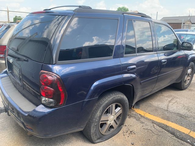 2008 CHEVROLET Trailblazer photo 4 of 4