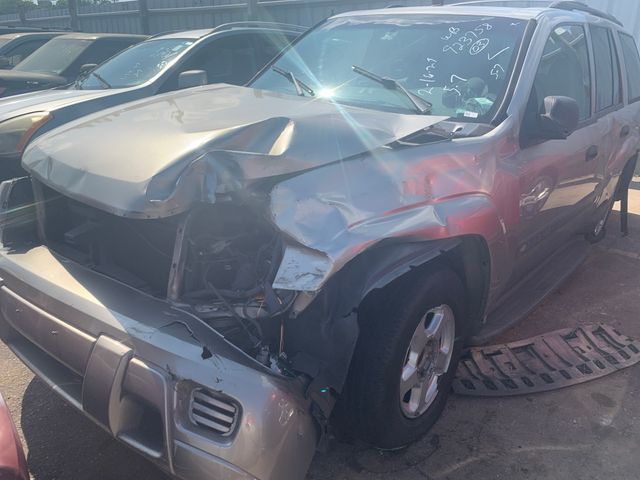 2003 CHEVROLET Trailblazer photo 1 of 4