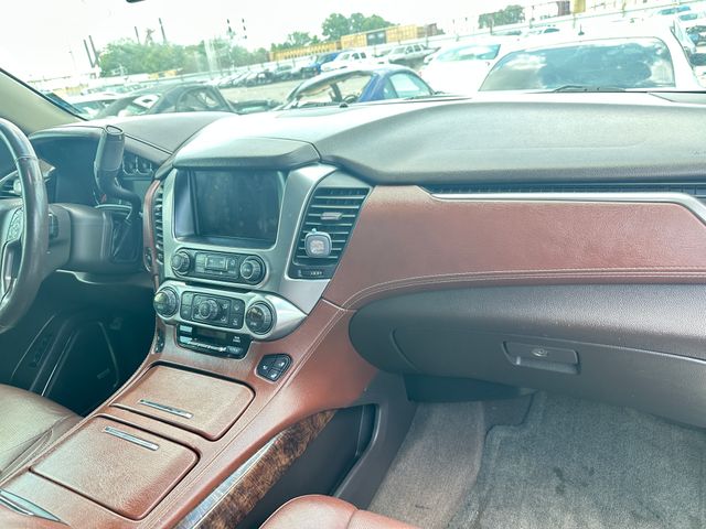 2017 CHEVROLET Suburban photo 4 of 13