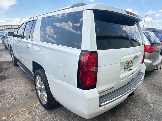 2017 CHEVROLET Suburban photo 9 of 13