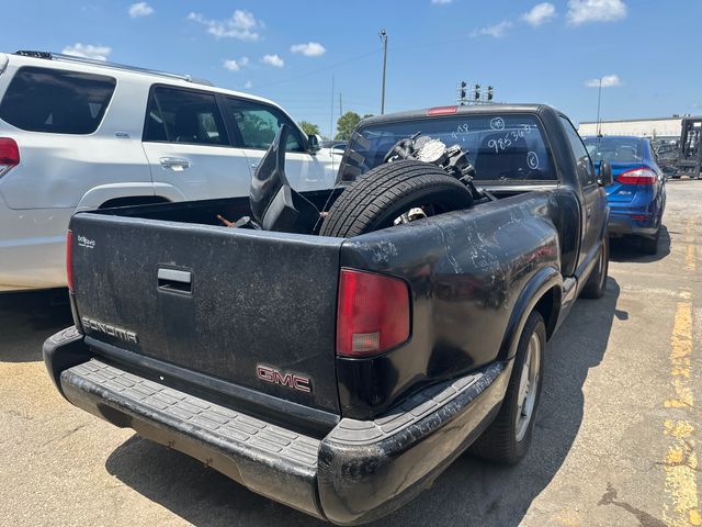 1998 GMC Sonoma photo 4 of 7