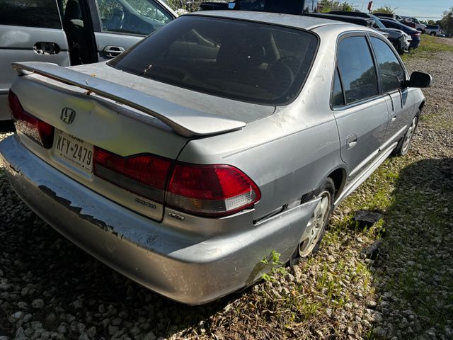 2002 HOND Accord photo 4 of 4