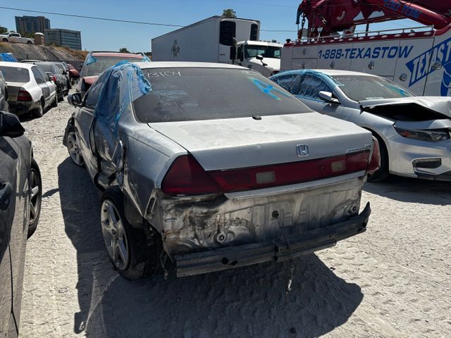 2002 HOND Accord photo 4 of 4
