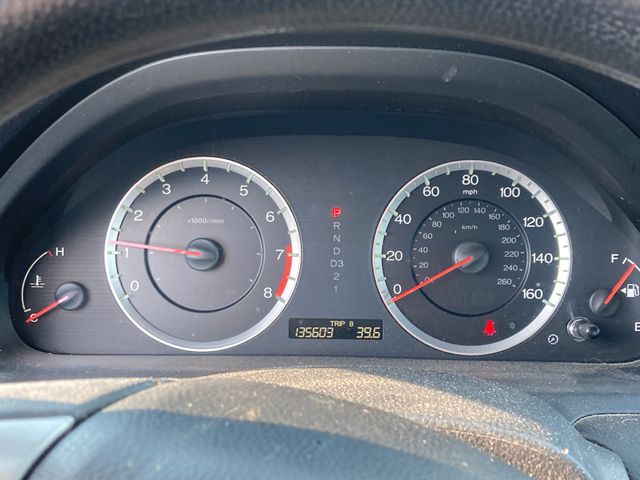 2011 Honda Accord photo 10 of 11