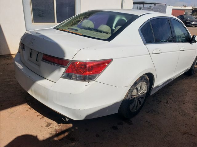 2012 Honda Accord photo 3 of 5