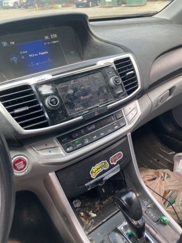 2015 HONDA Accord photo 15 of 15